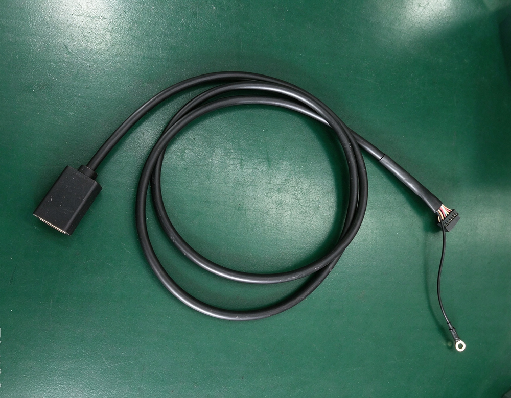 HDMI 母头转多 P 端子线束，带 O 型接地环，广告机工控一体机内部高清信号线